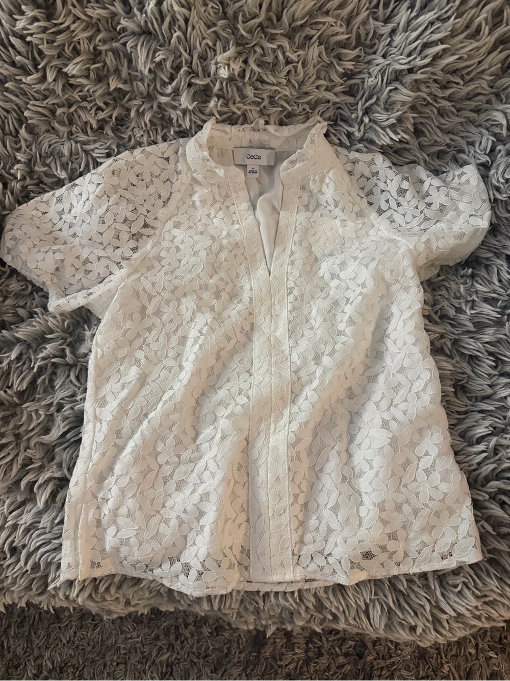 NWT Cece White Lace Blouse- Delicate Floral Design